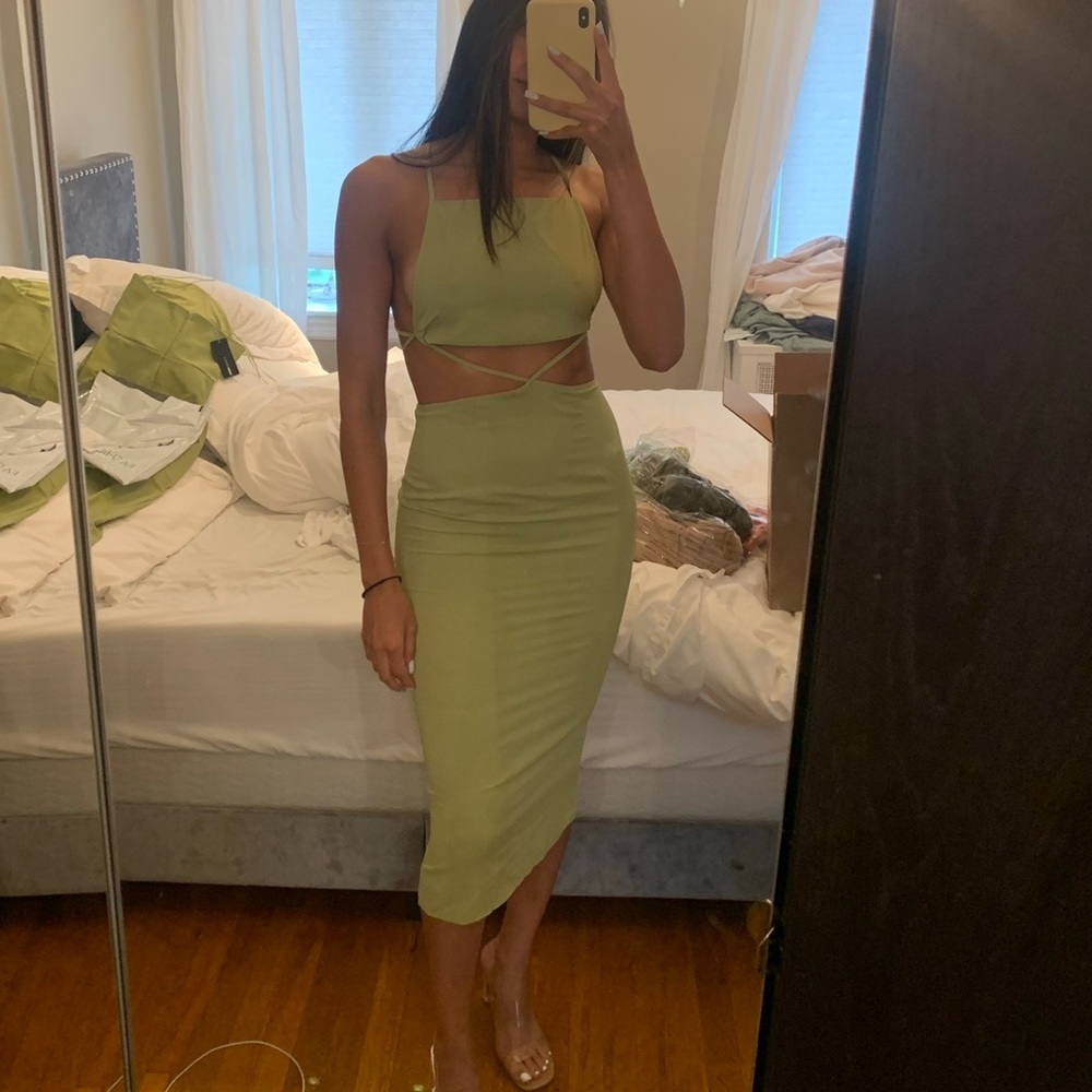 Forever 21 Cutout Cami Midi Dress - Picture 6 of 7